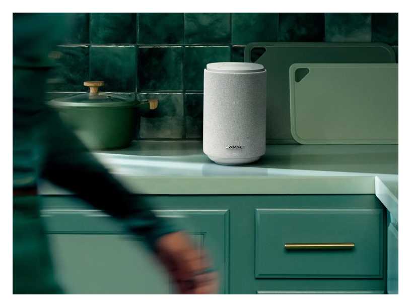 Lifestyle Ultra Speaker 01